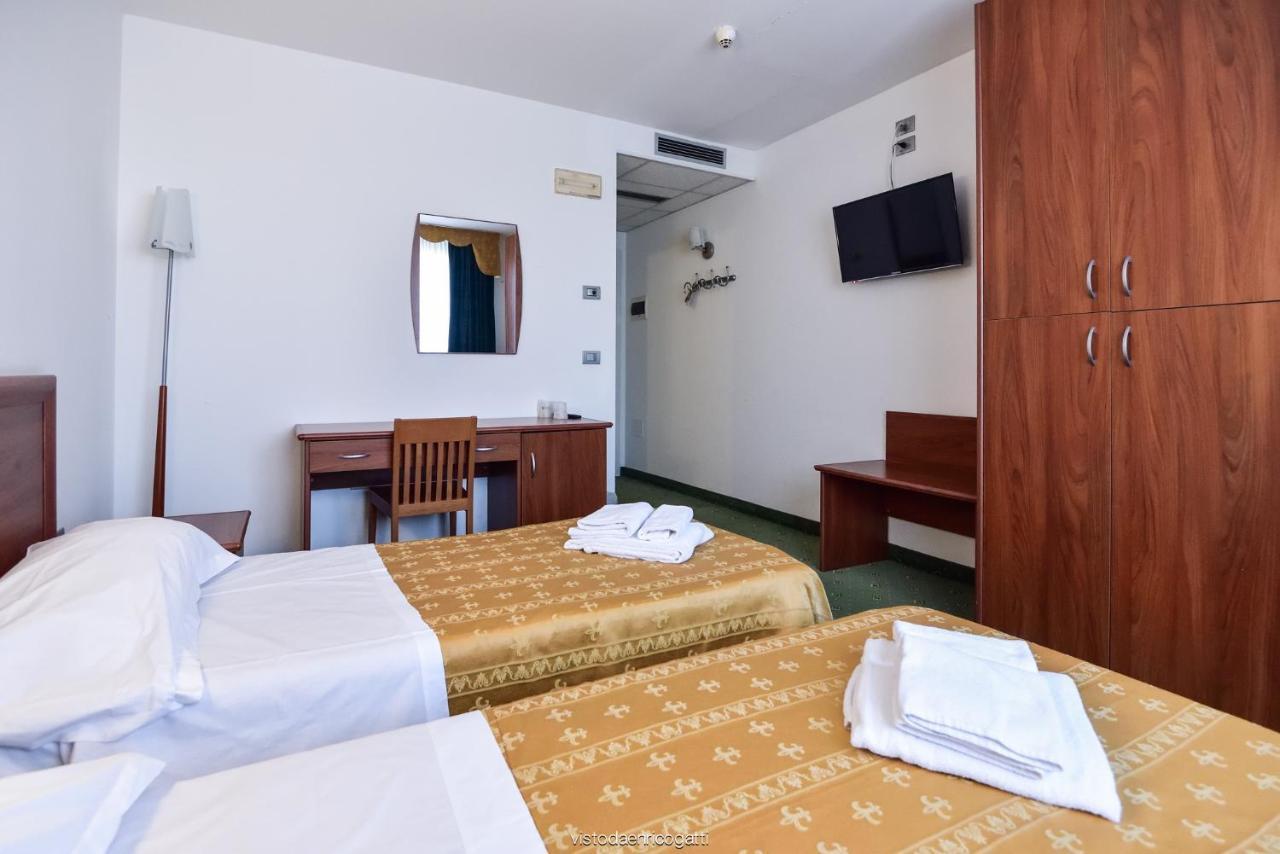 Standard Hotel Udine Pradamano Екстер'єр фото